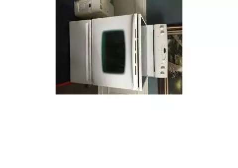 Electric range/oven and microwave